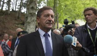 Erjavec zaradi arbitražne afere ne izključuje možnosti odstopa