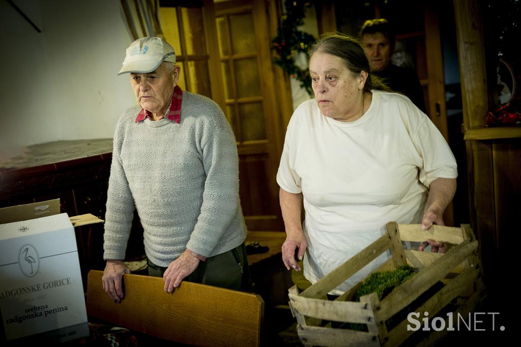 Peter Prezelj gospodinjska skupnost starejši Davča