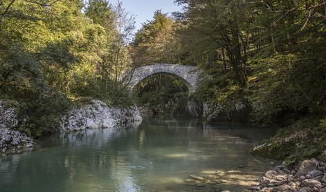 Razburjenje zaradi novega režima: ob Nadiži poleti brez psov