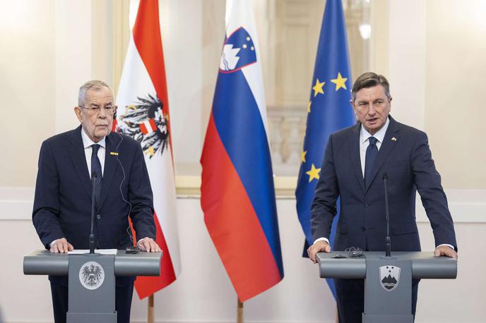 Borut Pahor, Alexander van der Bellen | Obisk van der Bellna je zadnji uradni obisk kakega tujega državnika v Sloveniji v mandatu predsednika Pahorja. V Slovenijo je prispel v četrtek, ko ga je Pahor gostil na neformalni prijateljski večerji na gradu Strmol. | Foto STA