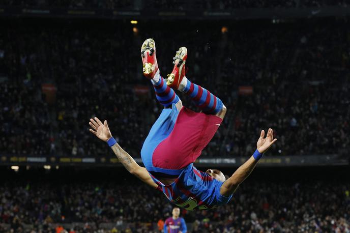 Pierre-Emerick Aubameyang | Pierre-Emerick Aubameyang je takole proslavljal prvi gol Barcelone. | Foto Guliverimage