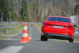 Poligon Vransko - PRIMA prestižna limuzina srednjega razreda: Audi A4, Alfa romeo giulia, BMW 3, Jaguar XE, Lexus IS300h, Mercedes-Benz C