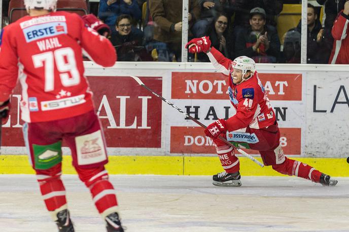 Johannes BISCHOFBERGER | Johannes Bischofberger je v 121. minuti, v četrtem podaljšku, odločil srečanje med Celovcem in Bolzanom v prid Korošcem. | Foto Sportida