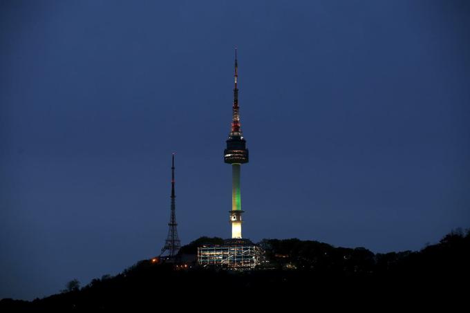 Eno prvih komercialnih omrežij 5G bo v začetku leta 2018, natančneje pred začetkom zimskih olimpijskih iger v Seulu, zagnal južnokorejski telekomunikacijski operater KT Corp. | Foto: Reuters