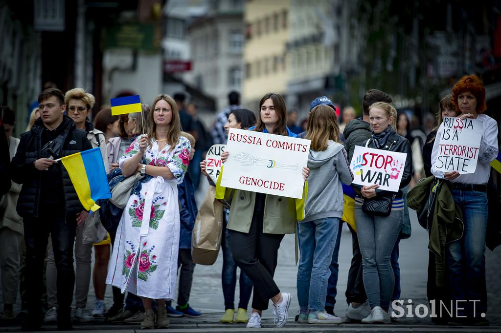 Shod v središču Ljubljane v podporo Ukrajini