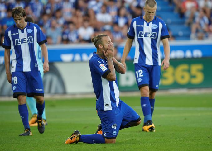 Alaves bo v tej sezoni vodil še tretji trener. | Foto: Reuters