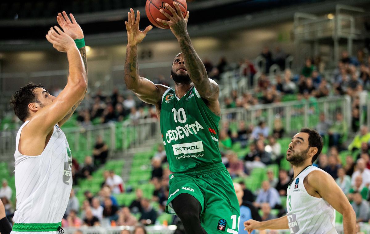 Cedevita Olimpija : Darušafaka, evropski pokal, eurocup | Olimpija je bila še drugič poražena. | Foto Vid Ponikvar/Sportida