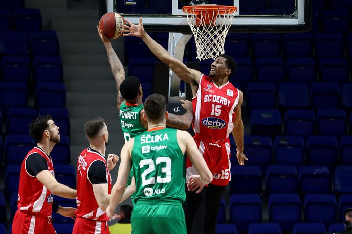 Cedevita Olimpija Derby | SC Derby je z boljšim drugim polčasom premagal Cedevito Olimpijo. | Foto SC Derby/Aba liga