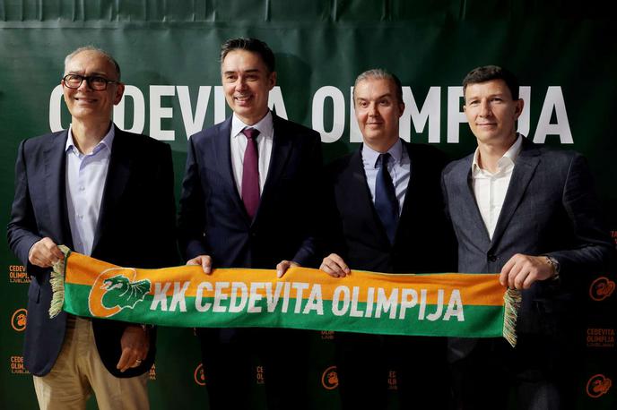 Cedevita Olimpija Simone Pianigiani Vlado Ilievski Davor Užbinec Emil Tedeschi | Cedevita Olimpija bo tudi v novi sezoni igrala v Eurocupu. | Foto Daniel Novakovič/STA