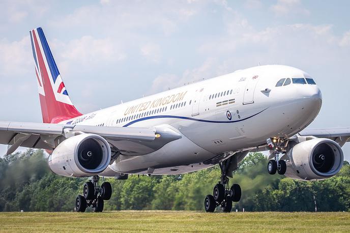 RAF Voyager | Letalo, ki ga uporabljajo premier Boris Johnson, kraljeva družina in preostali visoki uradniki, je dobilo novo podobo.