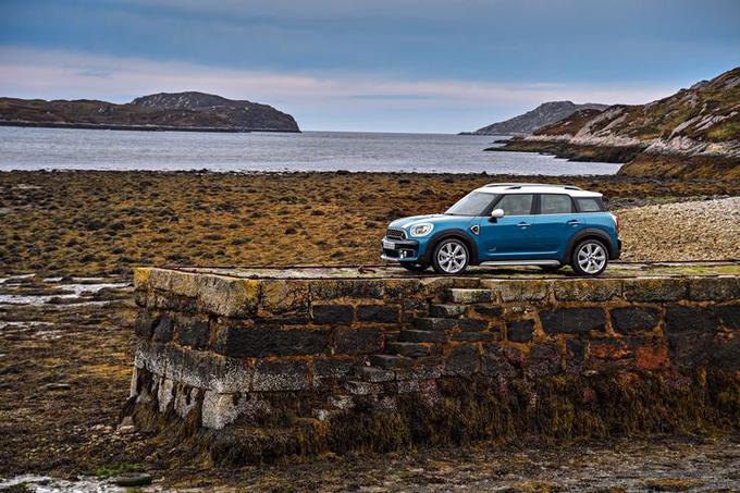 MINI Countryman prinaša neprekosljivo veselje do raziskovanja nedotaknjenih kotičkov in neuhojenih cest.  | Foto: 