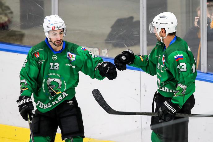 HK Olimpija Vipiteno Nik Simšič Žiga Pance | Hokejisti Olimpije so visoko premagali Feldkirch, ki bo v nedeljo gostoval še na Jesenicah. | Foto Matic Klanšek Velej/Sportida