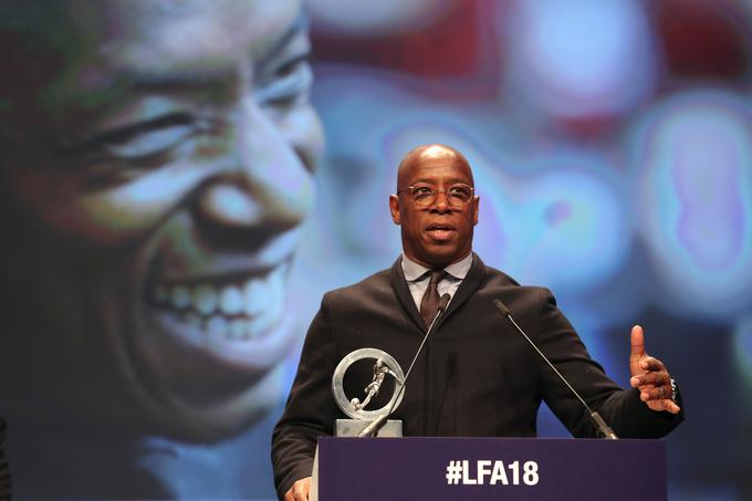 Ian Wright je v zadnjih letih eden najbolj cenjenih televizijskih strokovnih nogometnih komentatorjev. | Foto: Reuters