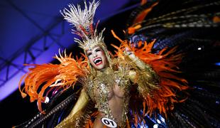 Največji karneval na svetu: veliko gole kože, samba in zabava #video #foto