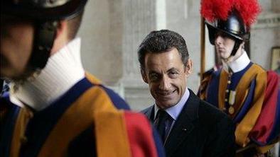 Sarkozy pri papežu o posvetnosti v francoski družbi