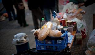 Protestniki tretji dan pred Ljubljansko borzo (FOTO in VIDEO)