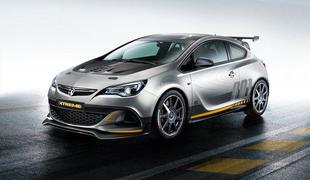 Opel astra OPC extreme: ko ima astra 300 "konjev" in streha le dva kilograma