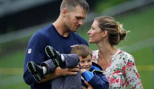 Tom Brady in Gisele Bündchen na pragu ločitve, najela sta odvetnike