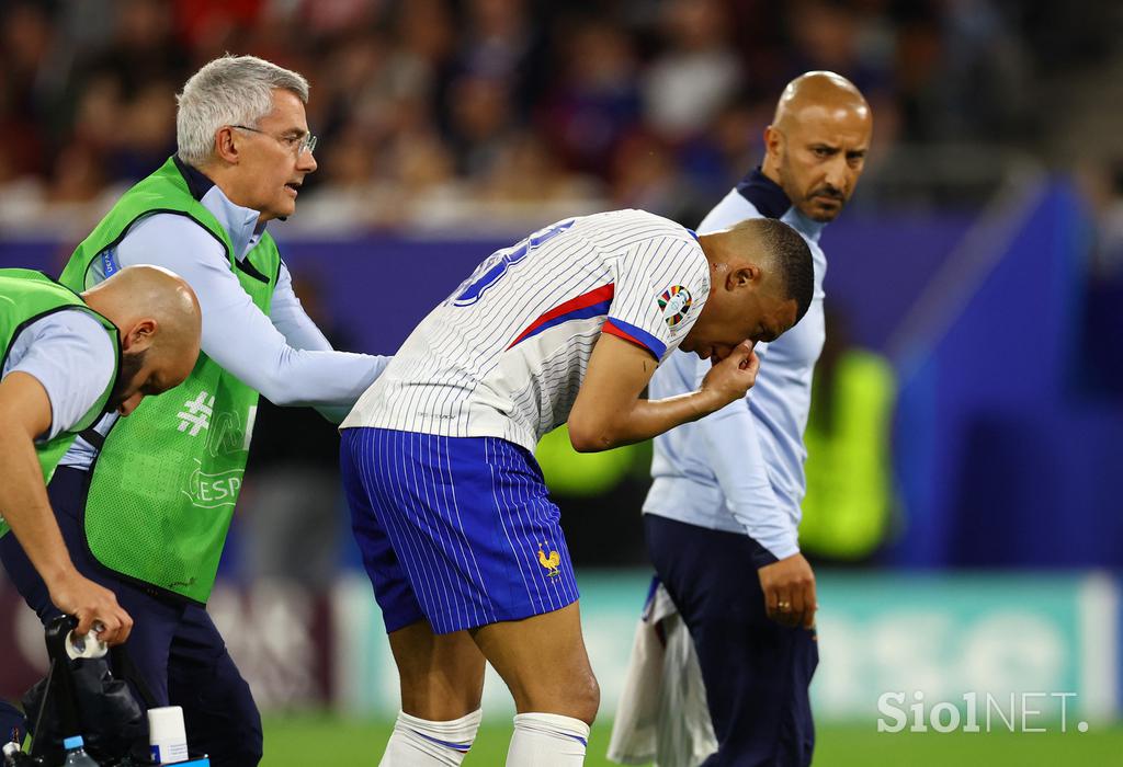 Kylian Mbappe poškodba Euro 2024