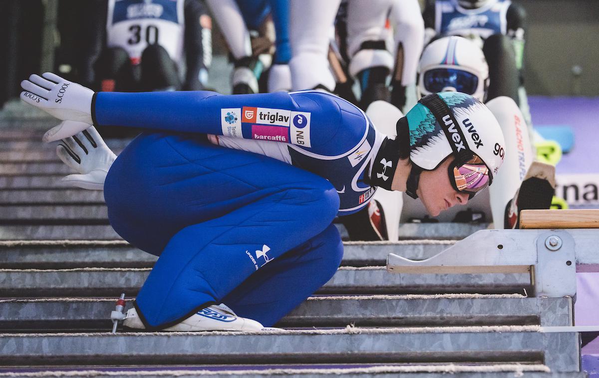 Domen Prevc | Domen Prevc se je razveselil odličnega četrtega mesta. | Foto Sportida