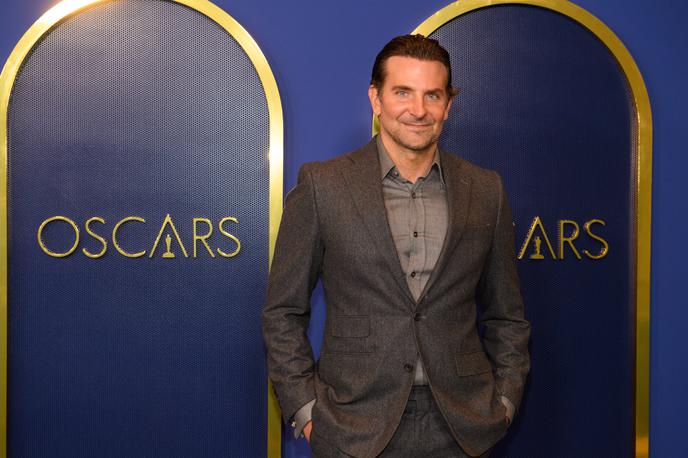 Bradley Cooper | Bradley Cooper je bil med letoma 2015 in 2019 v razmerju z rusko manekenko Irino Shayk, s katero ima šestletno hčer Leo. | Foto Guliverimage