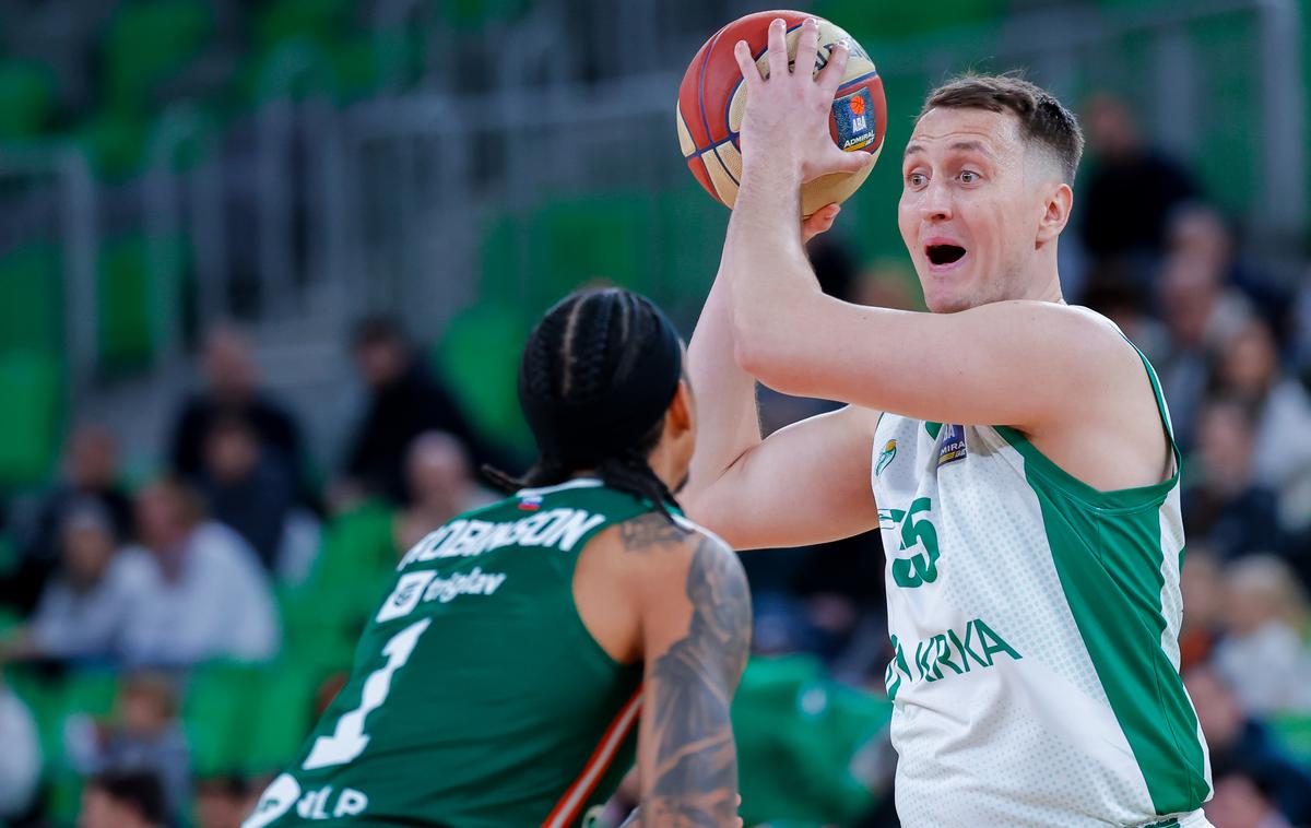 Cedevita Olimpija - Krka, liga ABA Jakob Čebašek | Krka se je že uvrstila na zaključni turnir. | Foto Aleš Fevžer