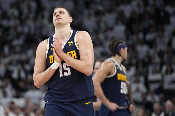 Nikola Jokić | Srbski košarkar Nikola Jokić je spet blestel, a ni bil zadovoljen s končnim razpletom tekme. Denver je zamudil priložnost, da Minnesoto odpravi z metlo.  | Foto Guliverimage