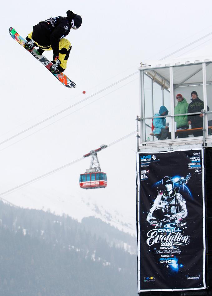 Marko Grilc v finalu tekme O'Neill Evolution v švicarskem Davosu leta 2010, kjer je bil najbolj prepričljiv. | Foto: Guliverimage/Getty Images