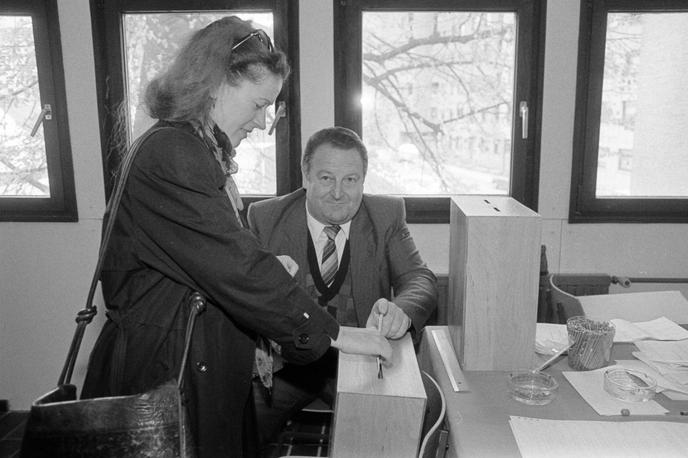 volitve 1990 | Foto Tone Stojko, hrani Muzej novejše zgodovine Slovenije