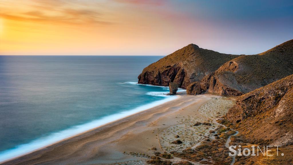 Playa de los Muertos