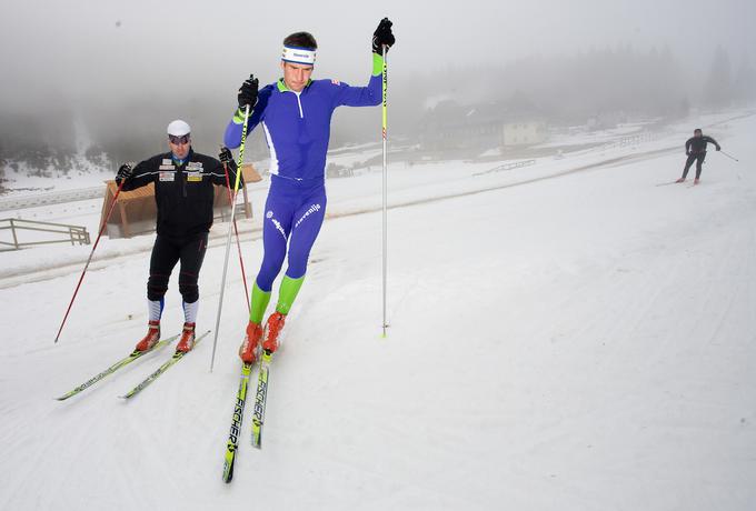 Tekmovalno se je upokojil v sezoni 1998/99, nato se je v biatlon vrnil kot vodja servisa in kasneje kot trener. | Foto: Vid Ponikvar