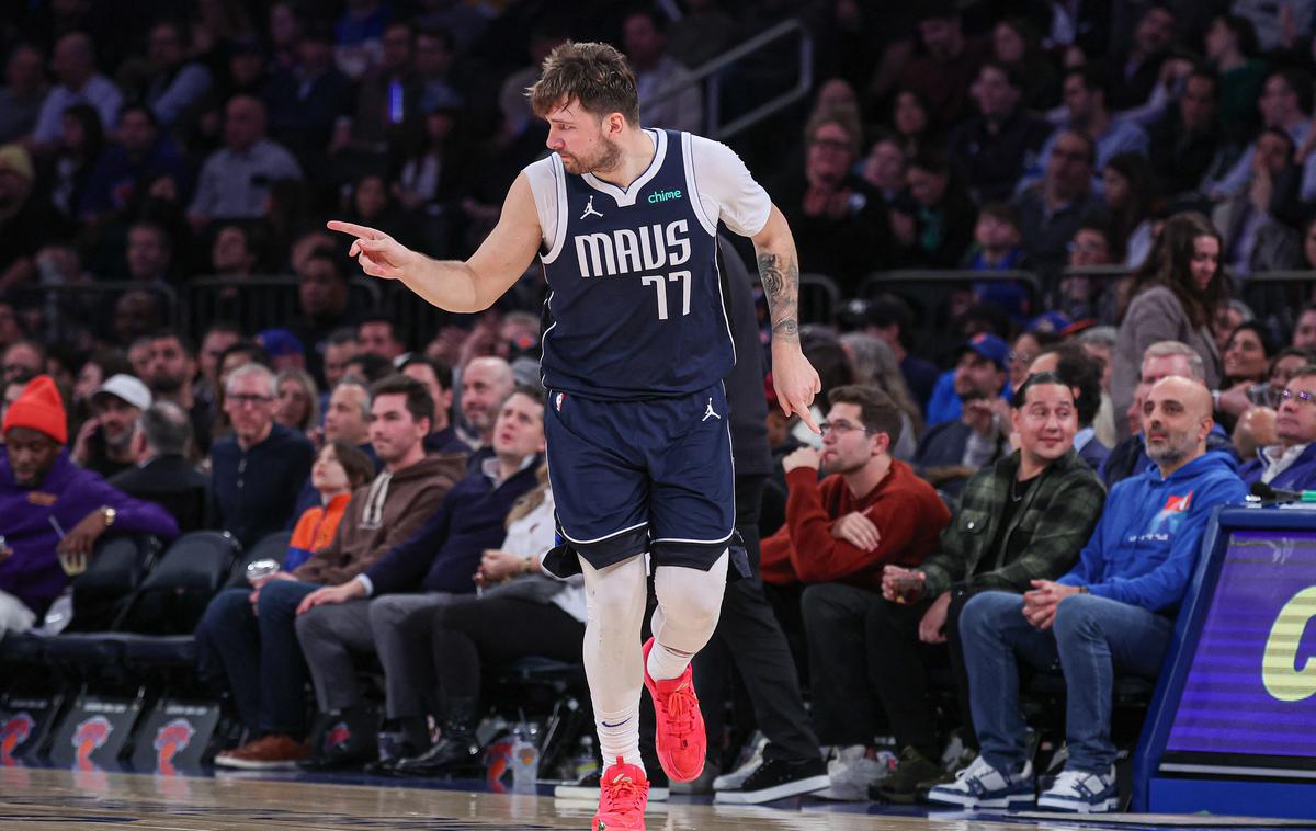 New York Dallas | Luka Dončić je upravičil naziv trenutno najboljšega strelca lige NBA. Zadel je kar sedem trojk. | Foto Reuters