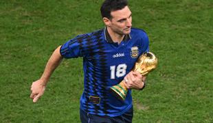 Scaloni bo argentinsko reprezentanco vodil do leta 2026