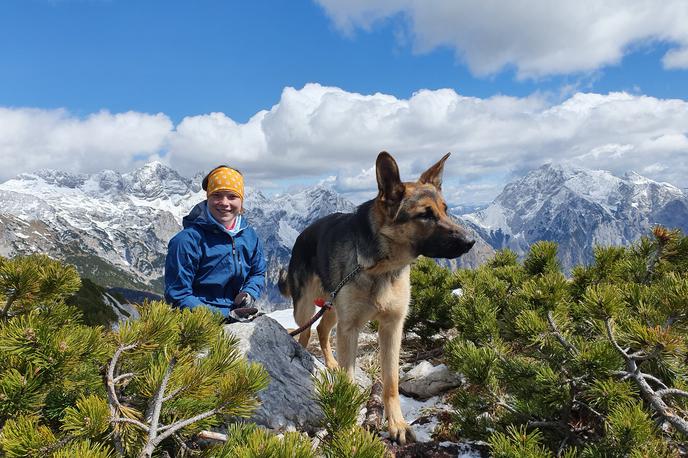 Jerneja Repinc Zupančič | Smučarska skakalka Jerneja Repinc Zupančič in njena štirinožna prijateljica Nala sta po devetih dneh iskanja znova skupaj.  | Foto osebni arhiv