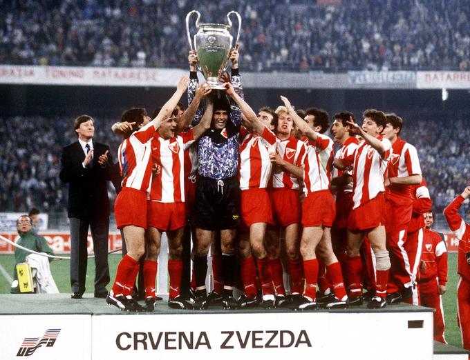 Za Dejana Baumana je veliko zanimanje pokazala tudi beograjska Crvena zvezda. Leta 1990 ga je želela pripeljati v Beograd, a se je Celjan odločil za splitski Hajduk. Rdeče-beli so leta 1991 postali jugoslovanski in evropski prvaki, trojno krono pa jim je preprečil ravno Hajduk, ki jih je premagal v finalu jugoslovanskega pokala. | Foto: AP / Guliverimage