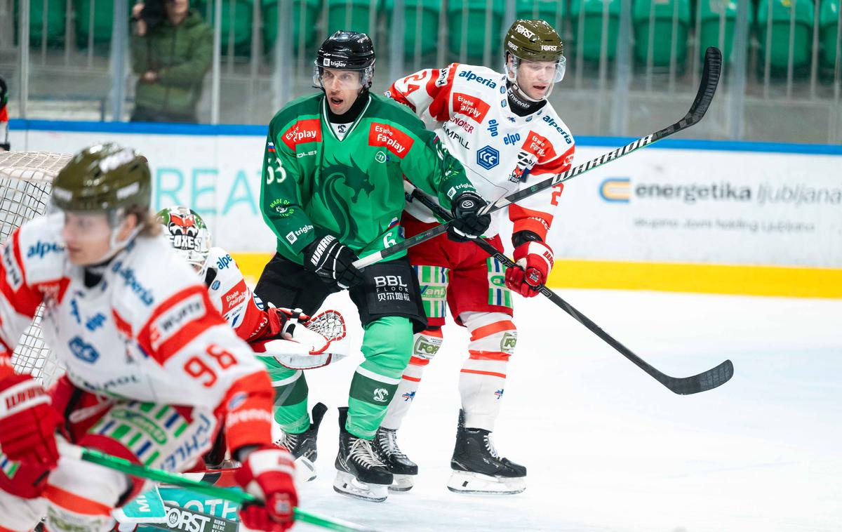 HK Olimpija Ljubljana - Bolzano, Nick Bonino | Olimpija je v Tivoliju premagala moštvo z vrha, Bolzano. | Foto Aleš Fevžer