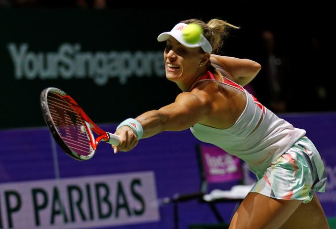 Angelique Kerber je prva Nemka po Steffi Graf, ki si je priigrala polfinale. | Foto: Reuters