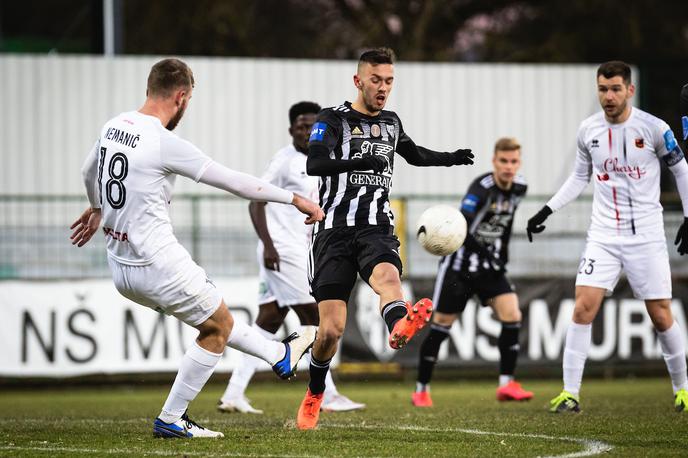 NŠ Mura NK Tabor Sežana | Mura in Tabor sta se razšla brez zadetka in zmagovalca. | Foto Blaž Weindorfer/Sportida