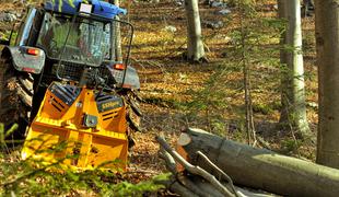 Gozdarski vitli - paradni konj podjetja UNIFOREST