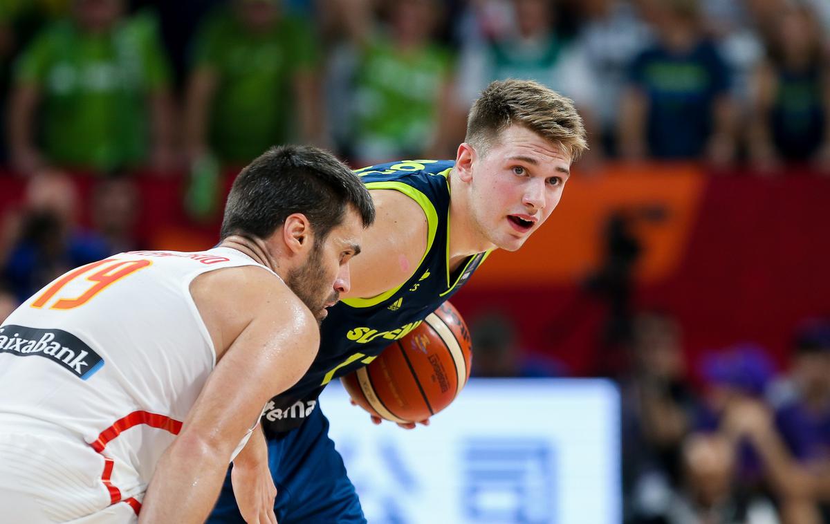 Luka Dončić | Se bo Luka Dončić junija 2020 prvič po 17. septembru 2017 vrnil v slovensko reprezentanco in naskakoval olimpijsko vozovnico? | Foto Vid Ponikvar