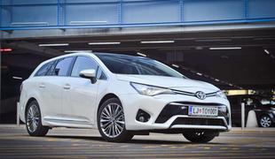 Toyota avensis TS 2.0 D-4D – varnostno izostrena čutila in krepko bavarsko srce