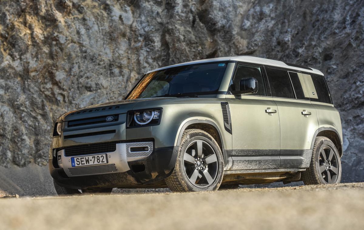 Land rover defender | Foto Gašper Pirman