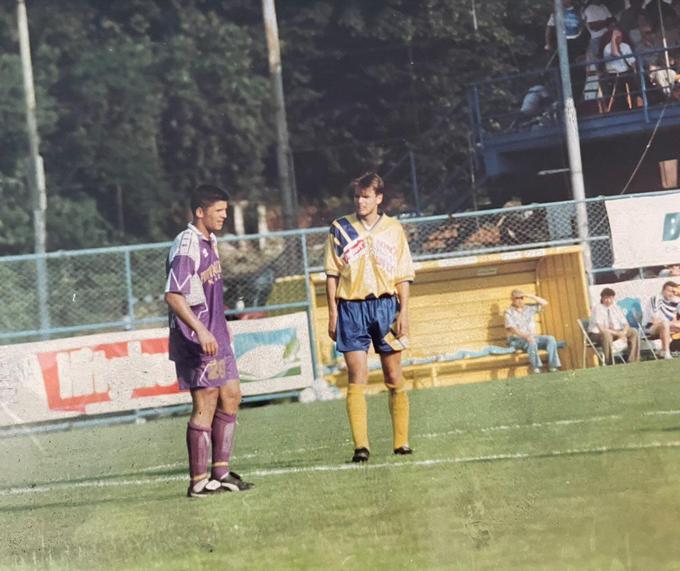 Na vročih štajerskih derbijih, Maribor in Celje sta edina slovenska kluba, ki nastopata neprekinjeno v 1. SNL od začetka državne samostojnosti do danes, se je tako meril tudi z nekdanjim reprezentantom Amirjem Karićem. | Foto: Osebni arhiv