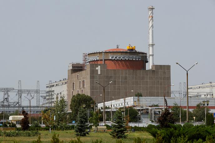 Jedrska elektrarna Zaporožje | Pod vprašajem je ohlajanje jeder reaktorjev in jedrskih odpadkov v Zaporožju, kar bi lahko vodilo v jedrsko nesrečo. | Foto Reuters