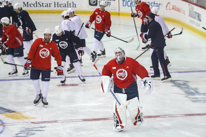 NHL trening kamp | Moštva v ligi NHL so sredi tretje faze, trenutno potekajo trening kampi. Sezona se bo v Torontu in Edmontonu nadaljevala 1. avgusta. | Foto Getty Images