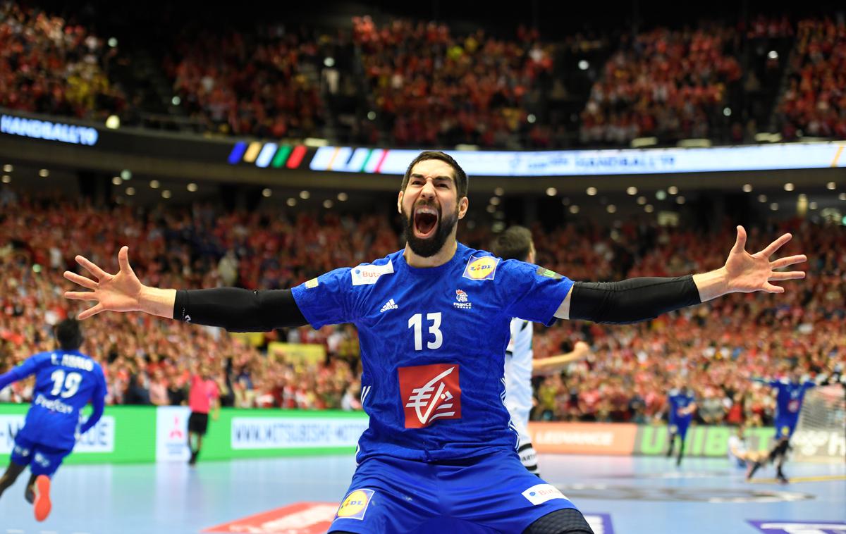 Nikola Karabatić | Eden od najboljših rokometašev zadnjega obdobja Nikola Karabatić si je na zadnji prvenstveni tekmi strgal križno vez v kolenu in ga čaka večmesečno okrevanje. | Foto Reuters