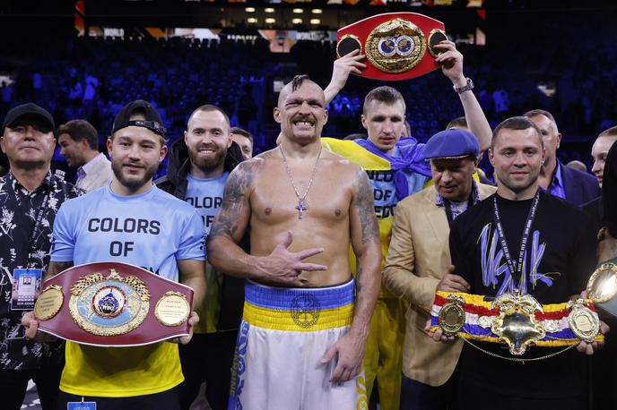 Oleksander Usyk Anthony Joshua | Oleksander Usik ostaja svetovni prvak v težki kategoriji. | Foto Reuters