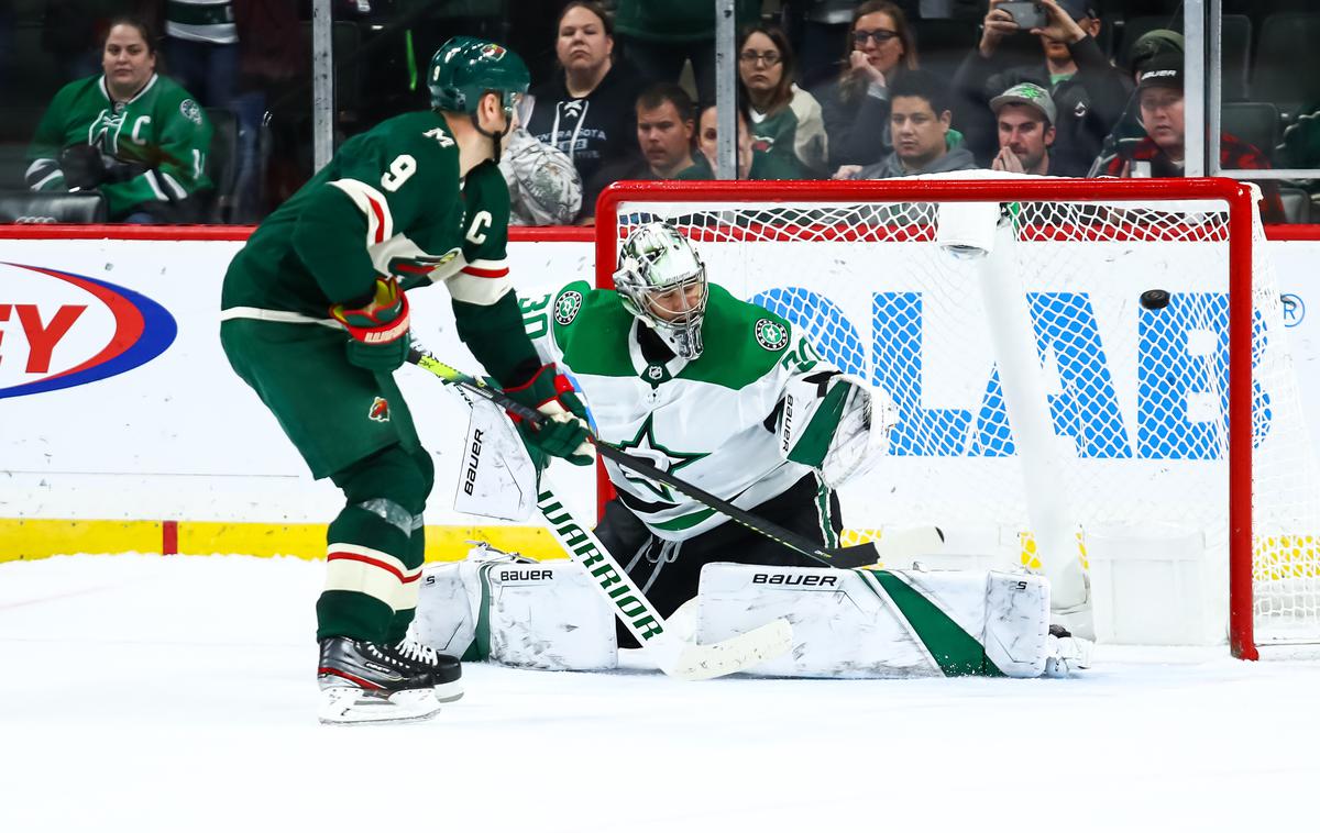 Mikko Koivu | Kapetan Minnesote Mikko Koivu je odigral 1000. tekmo v ligi NHL, na njej pa dosegel 700. točko. | Foto Reuters