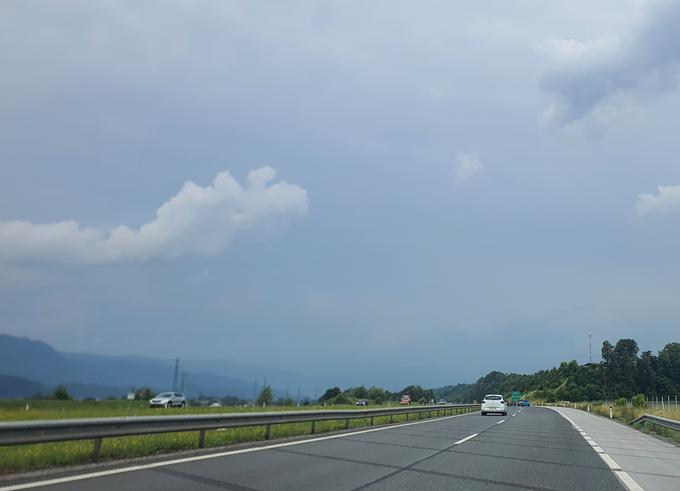 V nedeljo popoldne se bodo na nebu spet pojavili oblaki. Sledilo bo nekajdnevno obdobje nestabilnega vremena s pogostimi padavinami, nevihtami, tudi nalivi. | Foto: David Florjančič