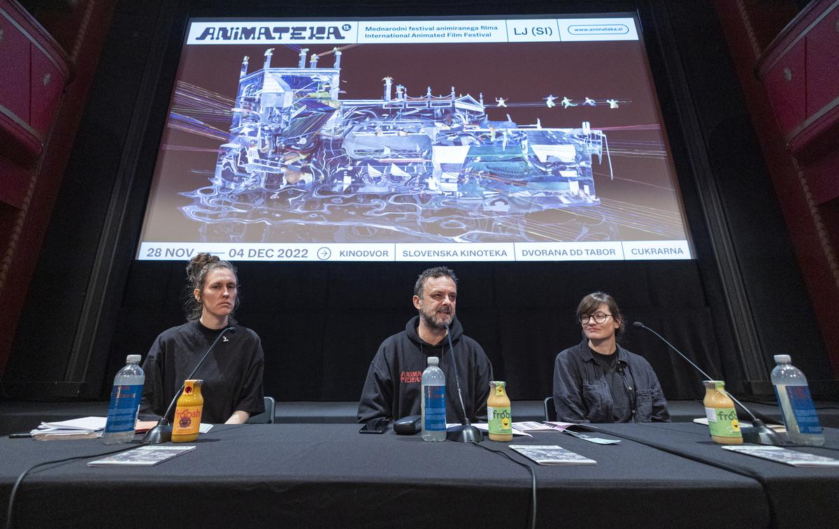 Animateka | Z leve proti desni: vodja šolskih projekcij in ena izmed selektork programa za otroke Jelena Dragutinović, programski direktor festivala Igor Prassel in producentka festivala Saša Bach | Foto STA